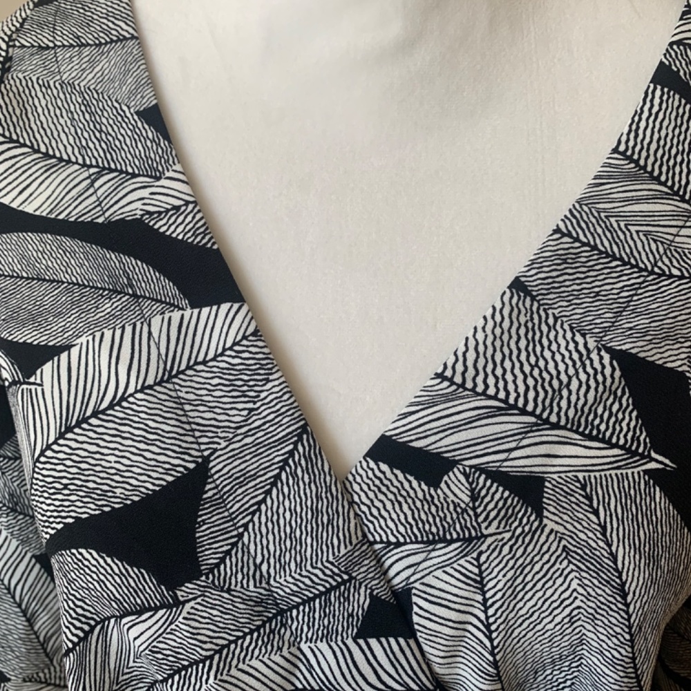 Romper - Picture 7 of 11